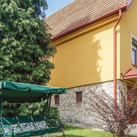 Two-bedroom Holiday In *